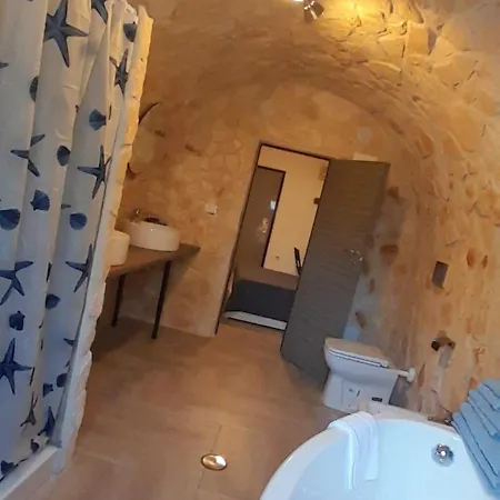 La Grotta Πανσιόν